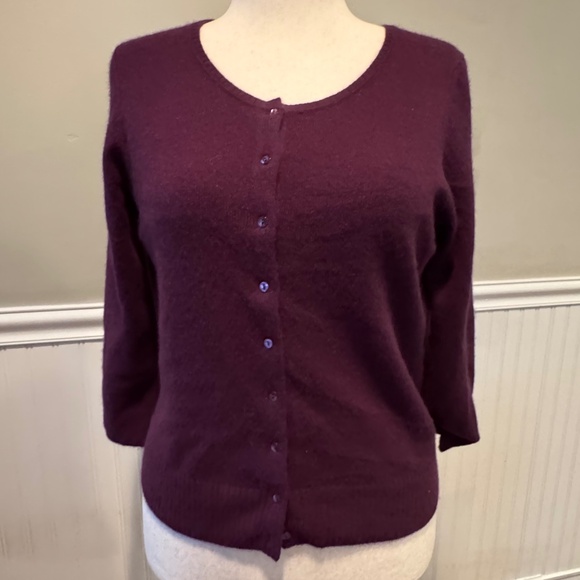 Deep Burgundy Women's cashmere cardigan - Picture 3 of 5